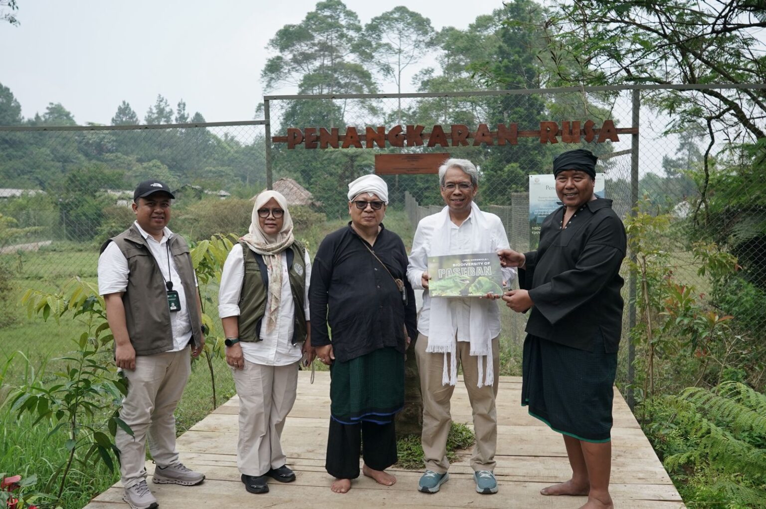 Foto kandang penangkaran rusa Timor